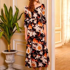 BRAND NEW Allover Floral Print High Waist A-line Dress SIZE M